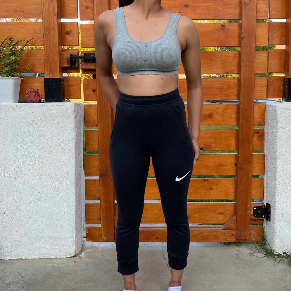 Black Nike sweat pants